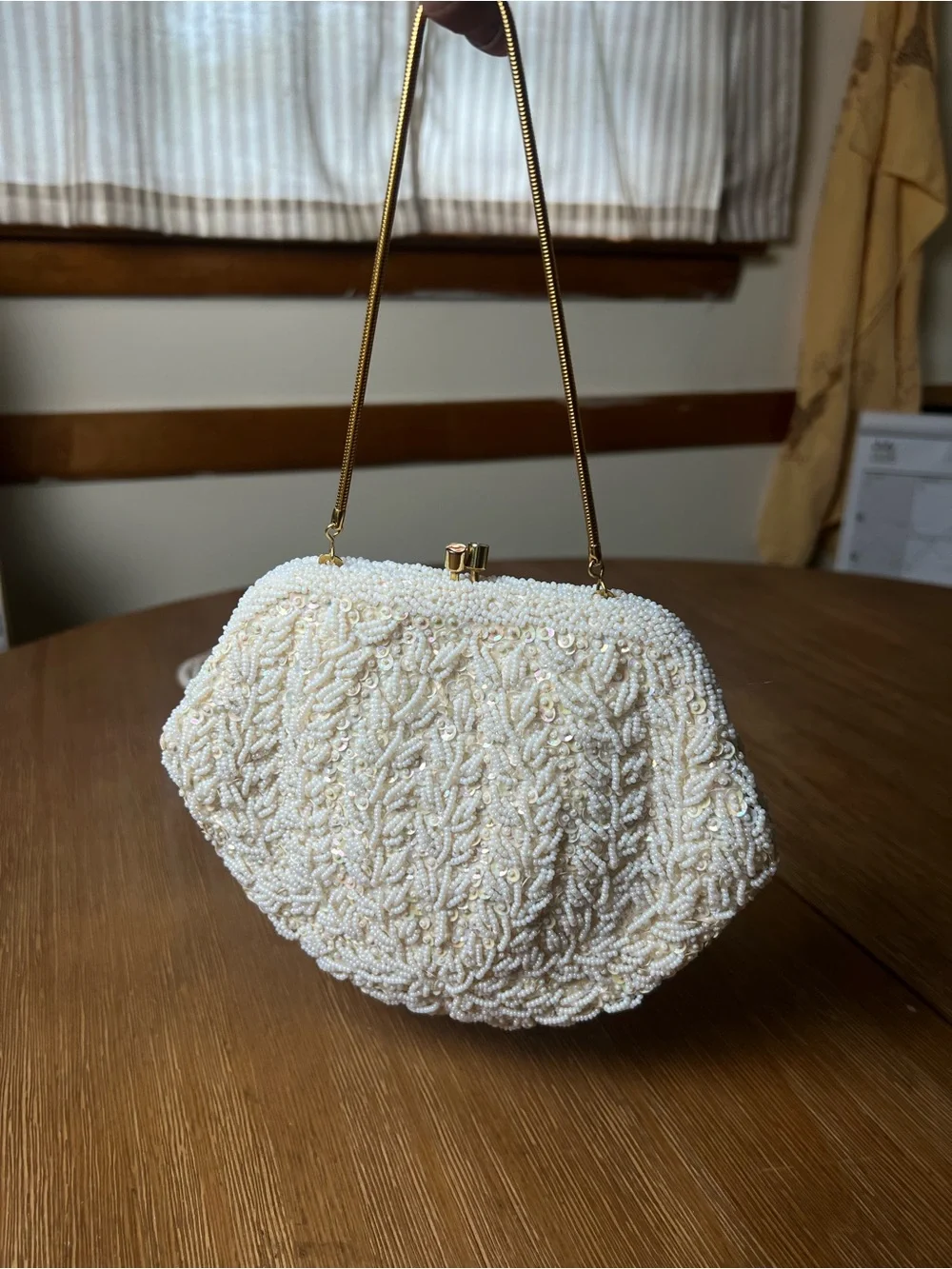 Vintage White Beaded Purse Clutch Handbag with Gold Chain